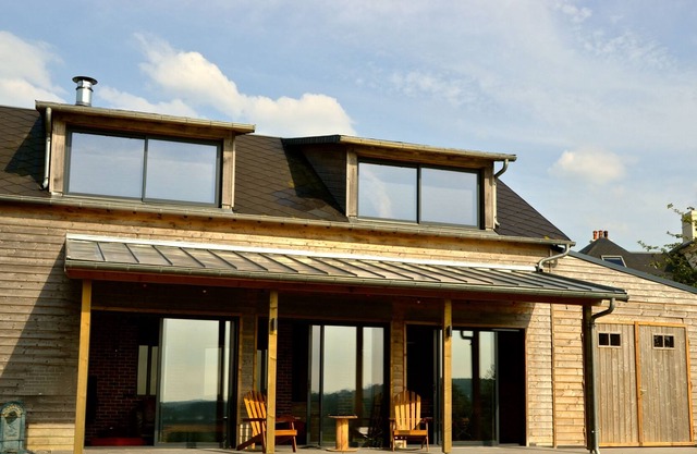 House under apple trees 7 minutes from Deauville and 5 minutes from Blonville beach