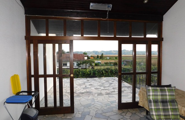 House with 4 bedrooms, large terrace and garden