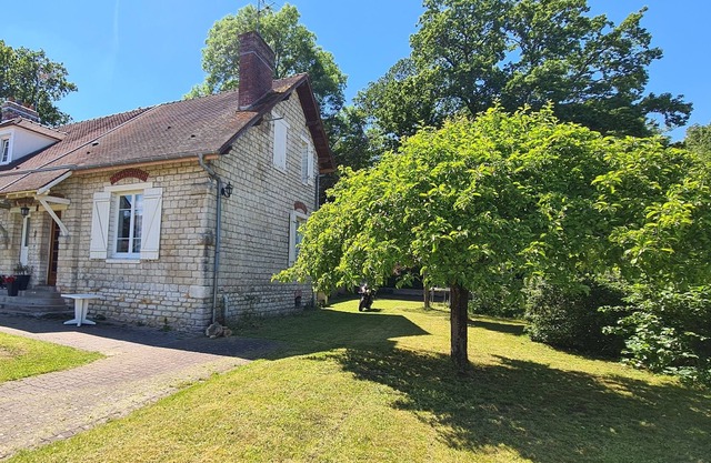 House with garden CHANTILLY, SENLIS, PARC ASTERIX