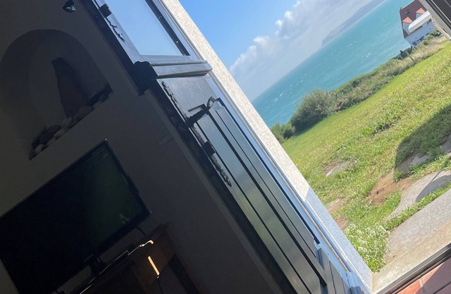 House with great sea view 2 bedrooms 2 bathrooms 6 people max