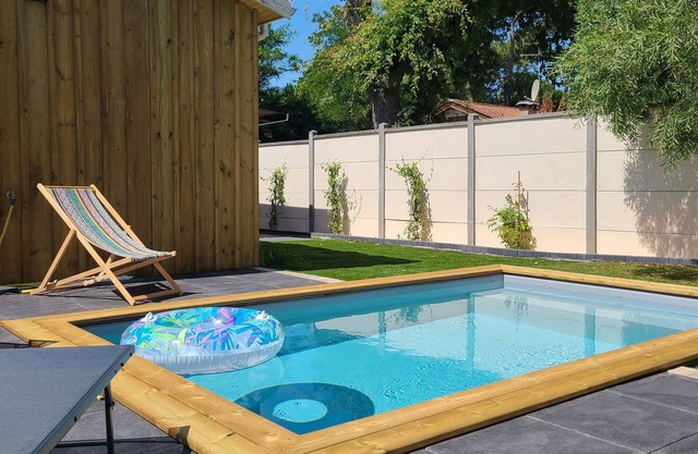 House with heated and secured swimming pool Pyla sur Mer, 2min walk to the beach