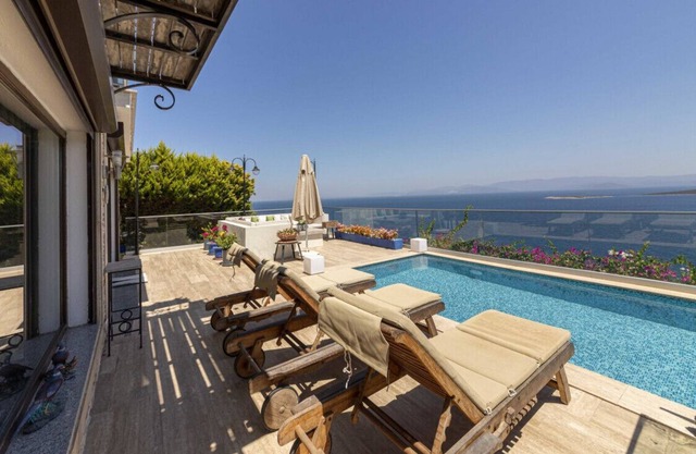 House with Private Pool and Sea View in Bodrum