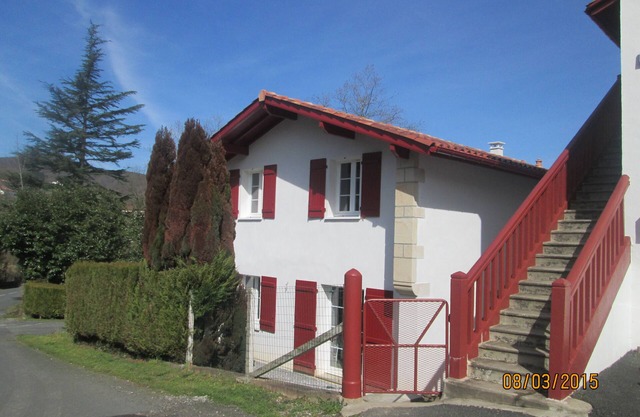 house with small garden sare bourg, near saint jean de luz, basque country