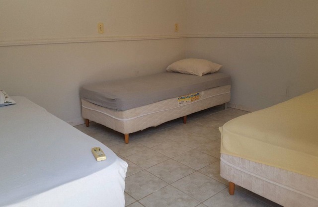 House with suites, air conditioning and swimming pool