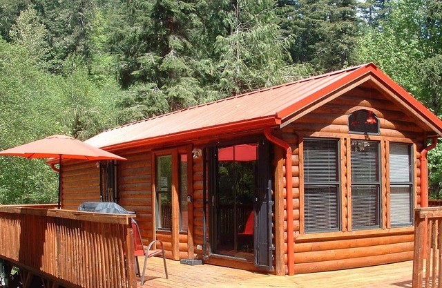 Huckleberry Cabin mountain retreat.