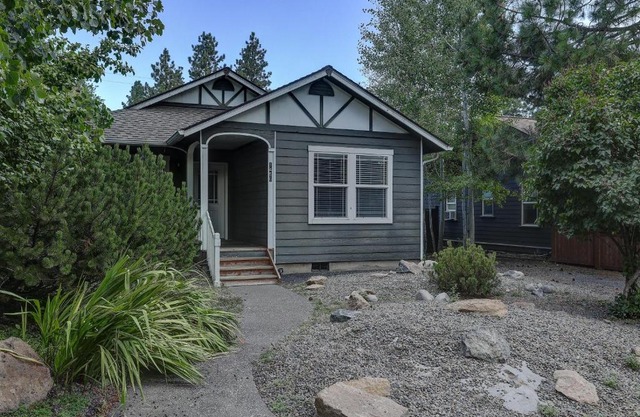 Huckleberry Cottage