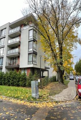 Hugo apartment & parking