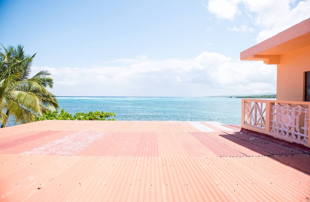 Hunny Bay Resort