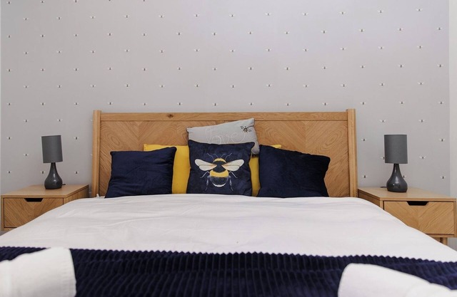 Hunny Cottage - Rural Retreat - Sleeps 2