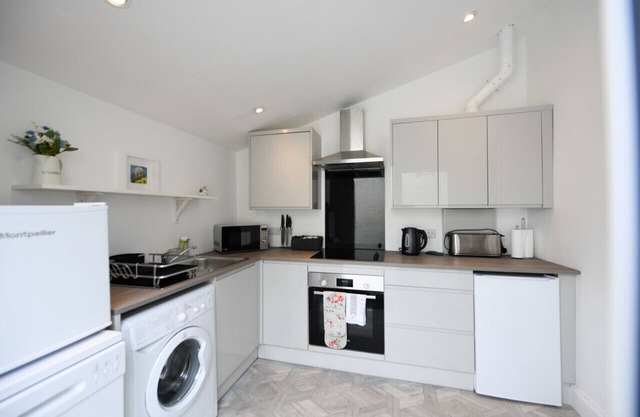 Hunters Link Mid Terraced Cottage