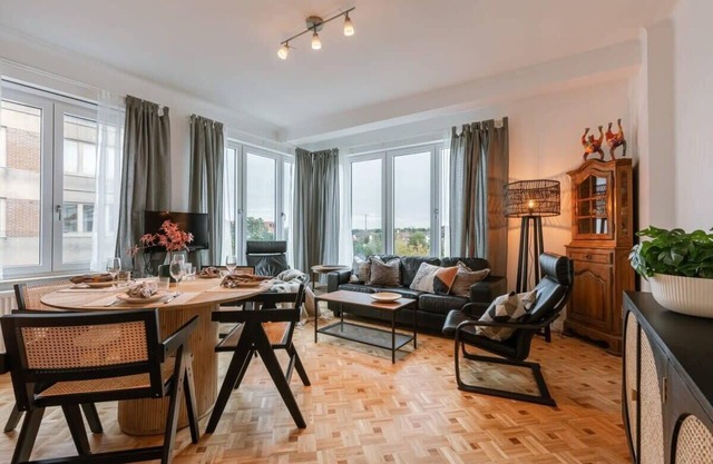 Huswell - Cozy coastal apartment with parking