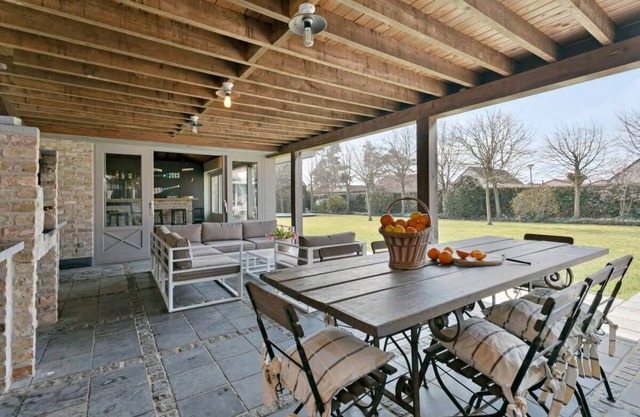 Huswell - Luxury Koksijde Villa with Garden