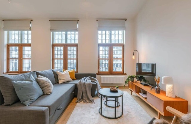 Huswell - Modern apartment located at Main Square
