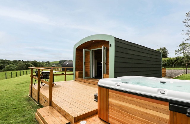 HWYL, romantic, character holiday cottage in Llandrindod Wells