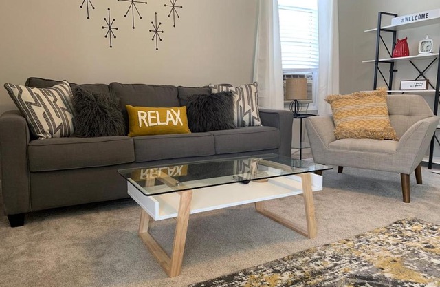 Hyde Park Hideaway - Close to Square & Downtown!