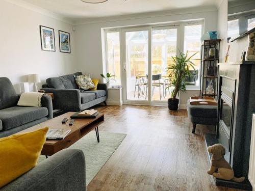 Hydeaway beautiful 3 bedroom house in a great location