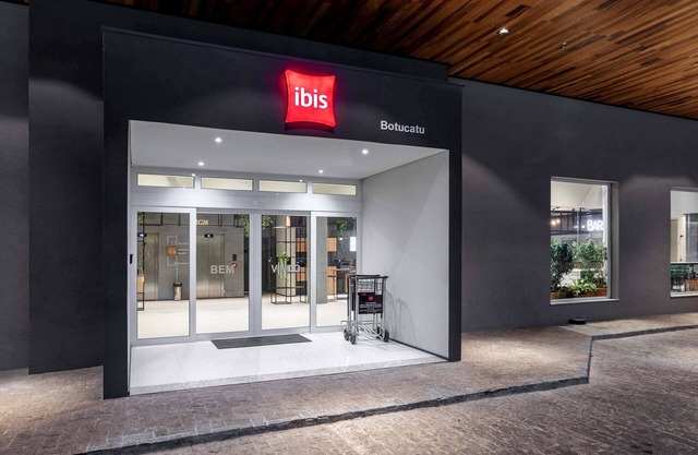 Ibis Botucatu