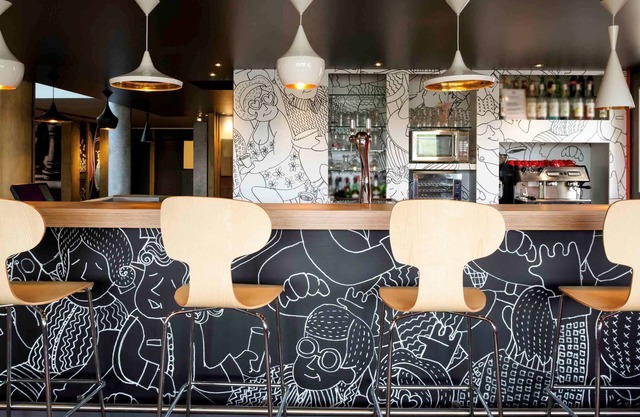 ibis Pau Lescar