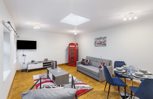 Iconic London Apartment - Excellent Location