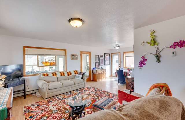 Ideally Located Taos Vacation Rental w/Gas Grill