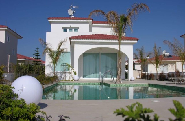 Imagine Your Family Renting a Luxury Holiday Villa Close to Sotira’ Main Attractions