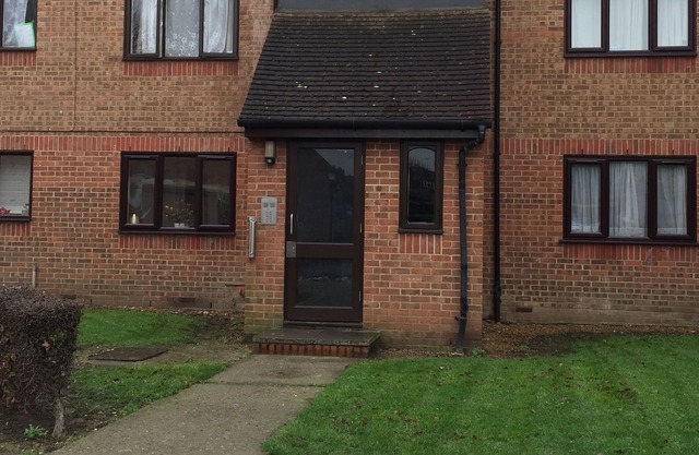 Immaculate one bed flat