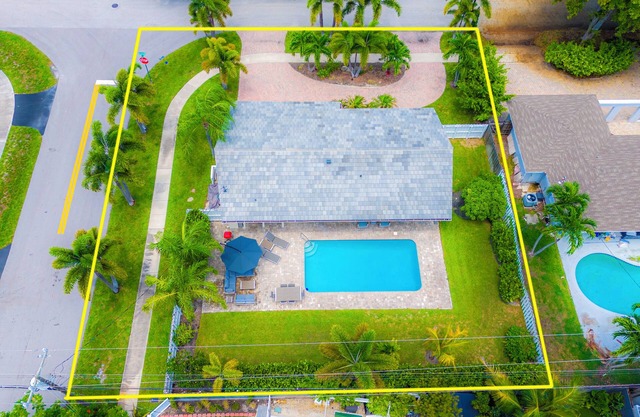 Imperial Point Pool House!
