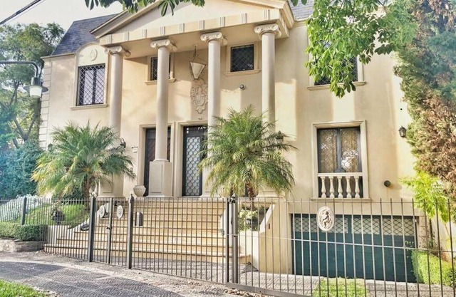 Imponente casa estilo Paladio