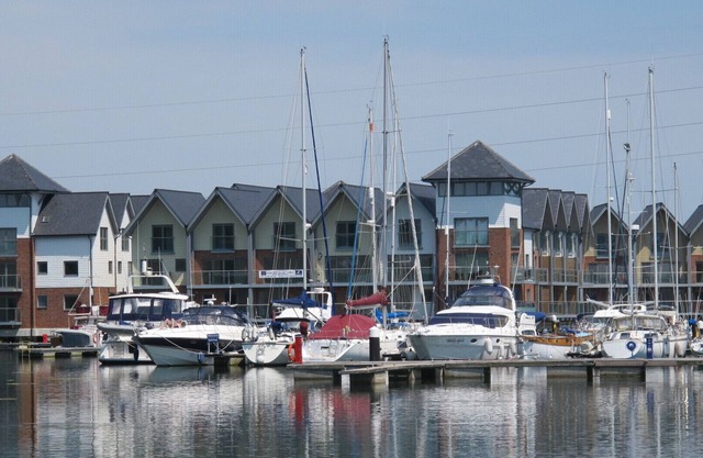 Imposing and unique waterside marina house in rural setting, close to amenities