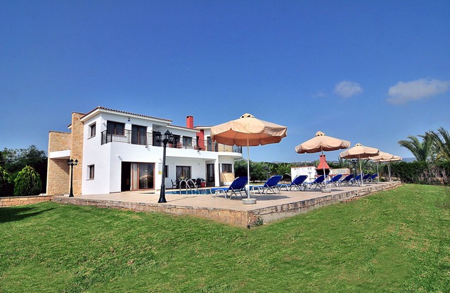 Impressive Large Villa, Huge Pool, Large Garden, Quiet area, Coral bay Paphos
