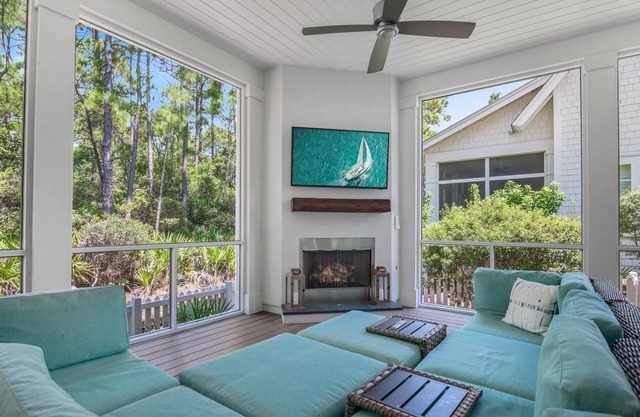 In Beautiful Watersound West - Deeded Beach Access - Pool - 4 Bikes - 'Sea D'Light'