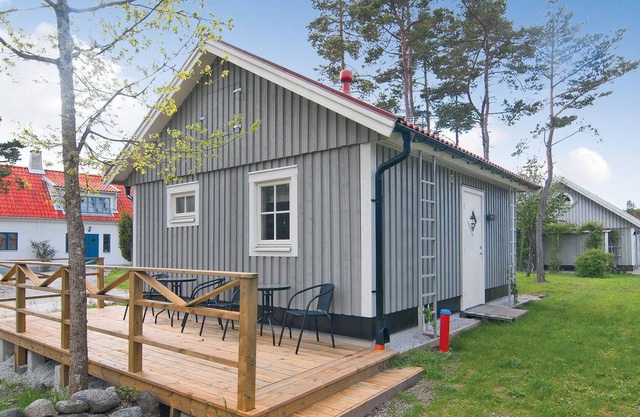 In charming Valleviken you will find this beautiful cottage, beautifully nestled in the distinctive