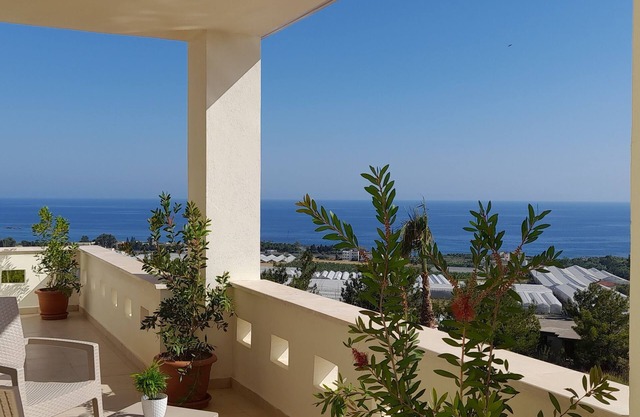 Incekum dream vacation on the Turkish Riviera, views of the Mediterranean and pool
