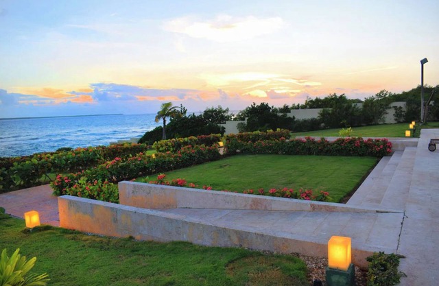 Incredible apartment in front of the Caribbean Sea