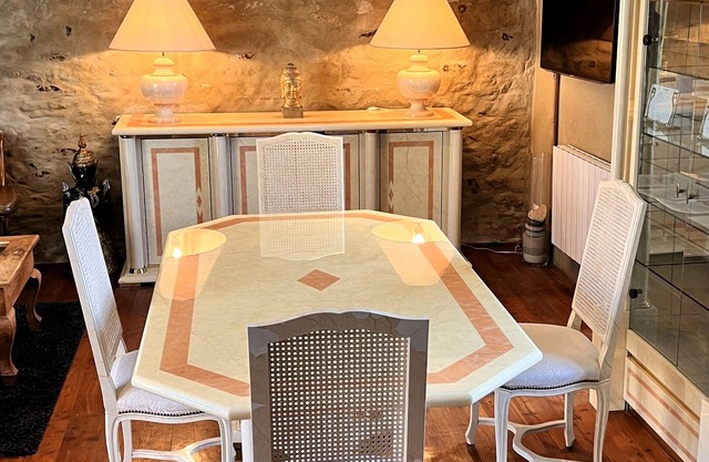 independent house in magnificent restored farmhouse