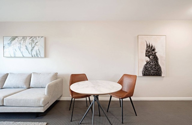 Indulge in the finest that Franklin has to offer with a stay in our luxurious Menzies Suite!