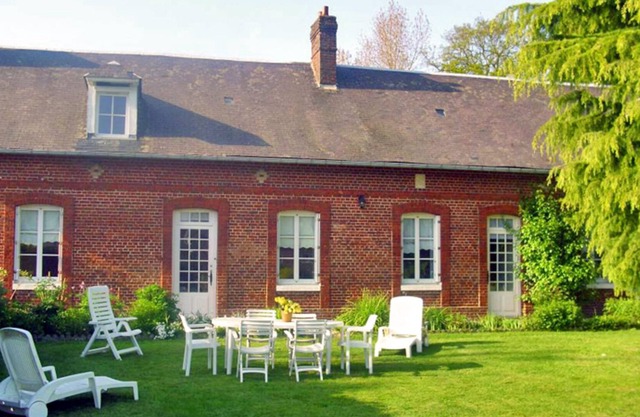 Inn Canville-les-Deux-Églises, 3 bedrooms, 6 people
