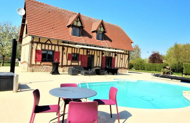 Inn Claville-Motteville, 5 bedrooms, 10 people