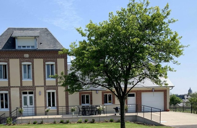Inn Néville, 5 bedrooms, 10 people