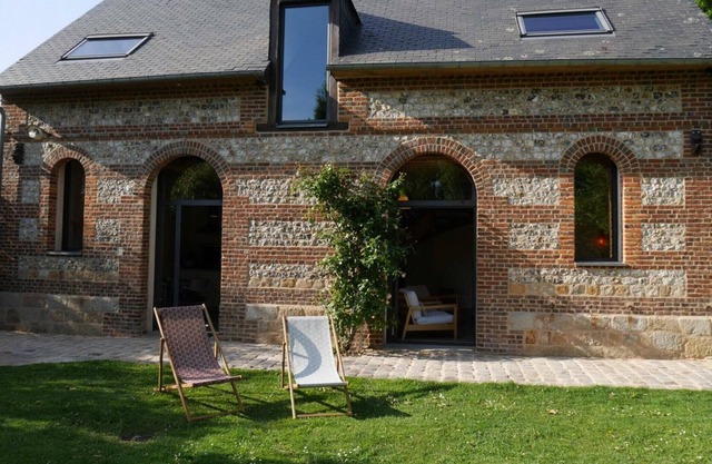 Inn Riville, 2 bedrooms, sleeps 6