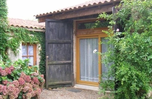 Inn Saint-Cyr-en-Talmondais, 3 bedrooms, 6 people