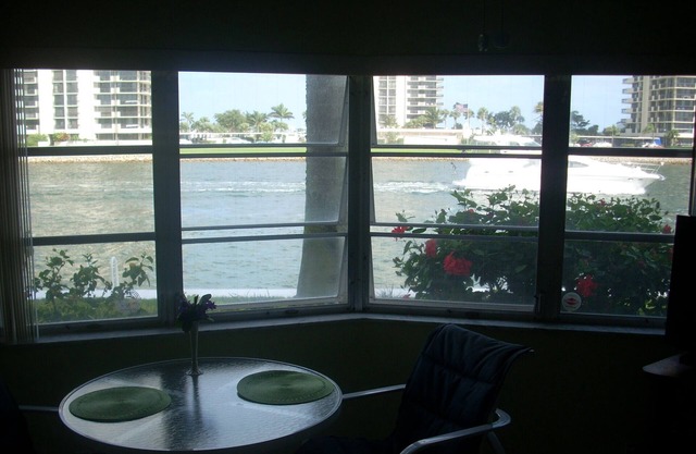 Intrawaterfront Condo on 1st Floor