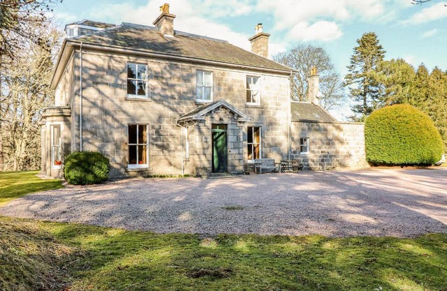 Inverallan House