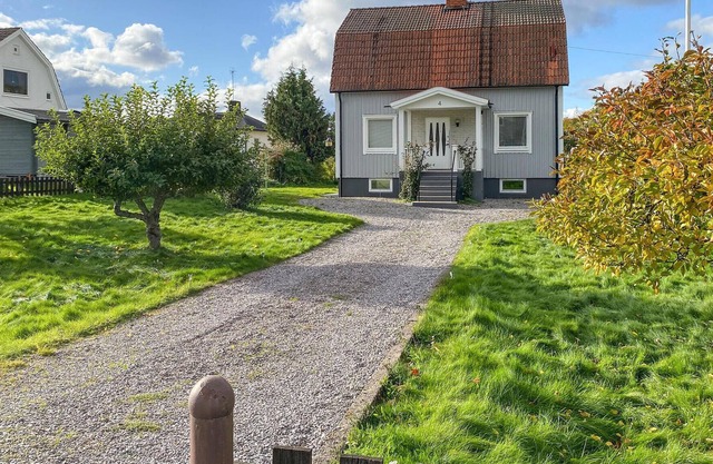 Inviting cottage with beautiful garden in Överum.