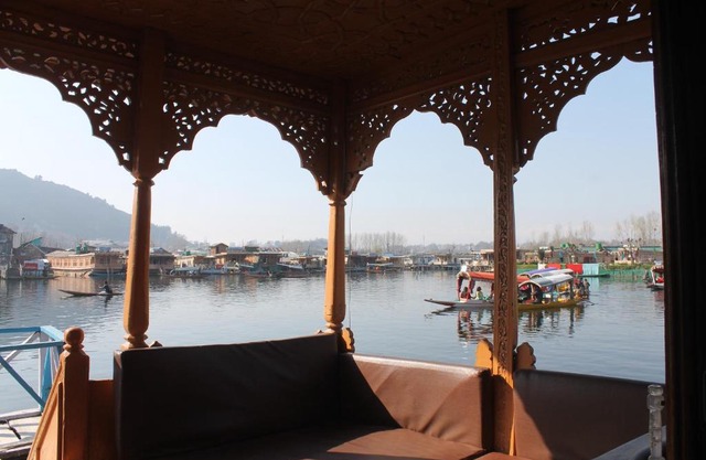 Iram Houseboats