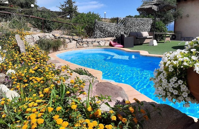 Irene loft, three bedrooms and private swimming pool in a natural setting of rare beauty