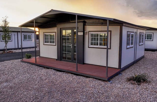 Iron Horse Living - 2 Bed Studio
