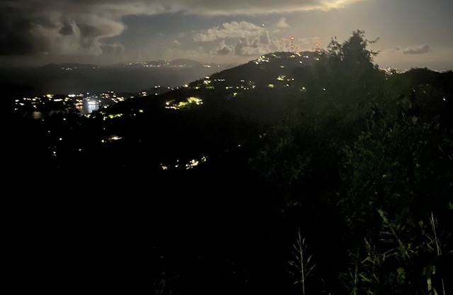 ISLAND MOON RAYS VILLAnTop of the highest point on ST.Thomas.