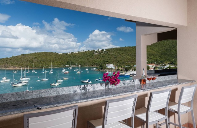Island Therapy -New Listing! -Luxury modern 2 bedroom/2 ba condo at Grande Bay