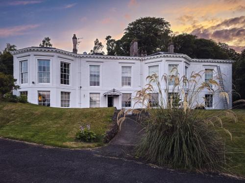 Isle of Bute House SeaView-Garden-PetsOK-FreeP